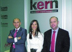 Kern elige una nueva forma de dirección en España